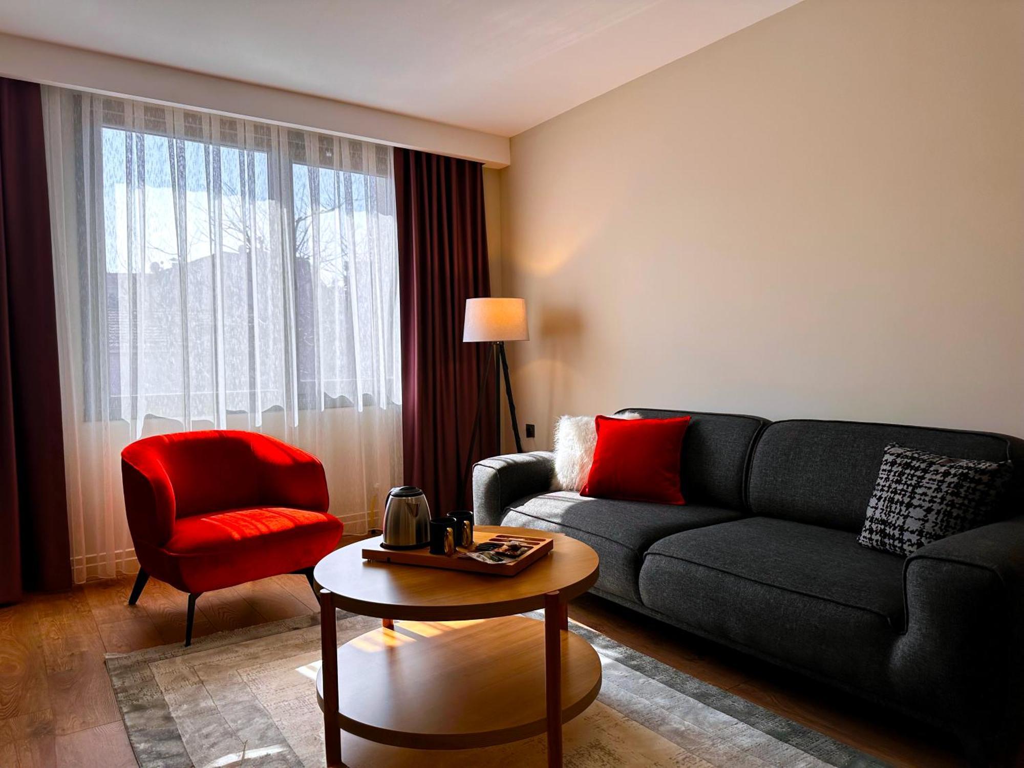 Frezya - Exclusively Woman Hotel Istanbul Exterior photo